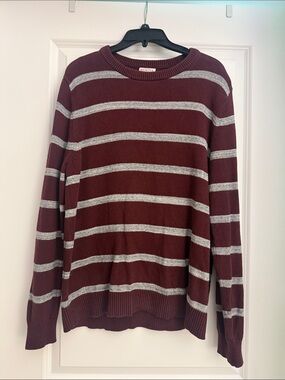 Merona Men's Crewneck Sweater in Maroon and Gray Stripes